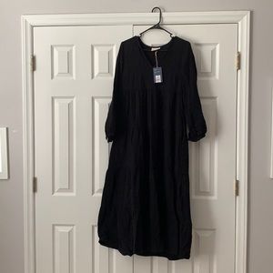COPY - Universal thread black maxi dress